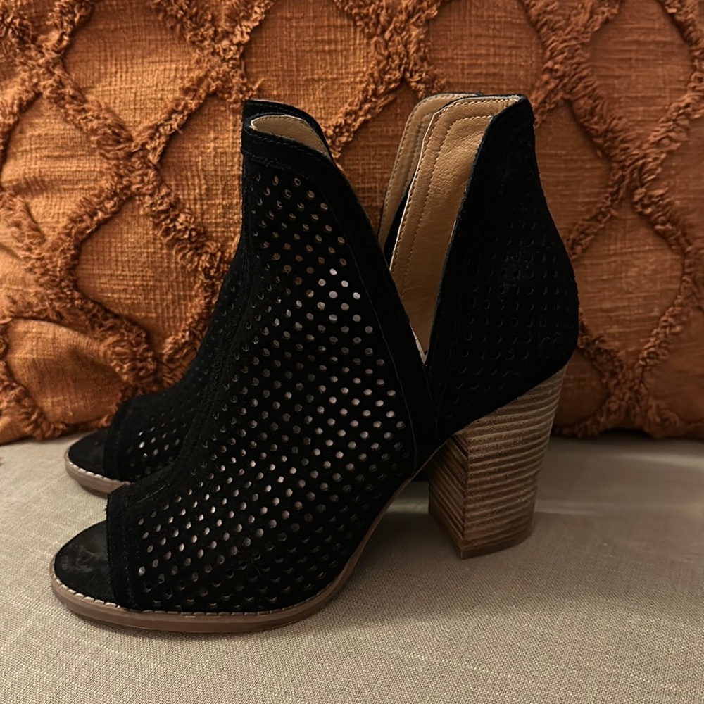 Lucky Brand Booties